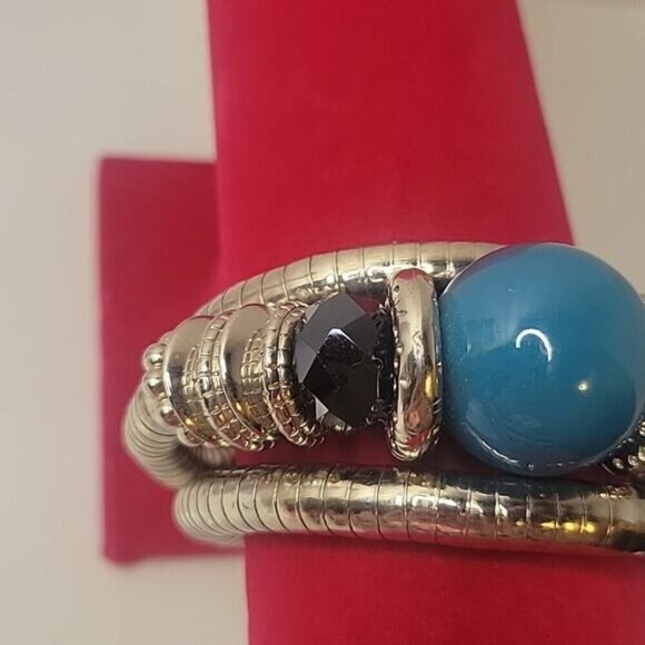 Retro Silver Tone Faux Turquoise Southwestern Aztec Wrap Beaded Bracelet - Picture 3 of 3